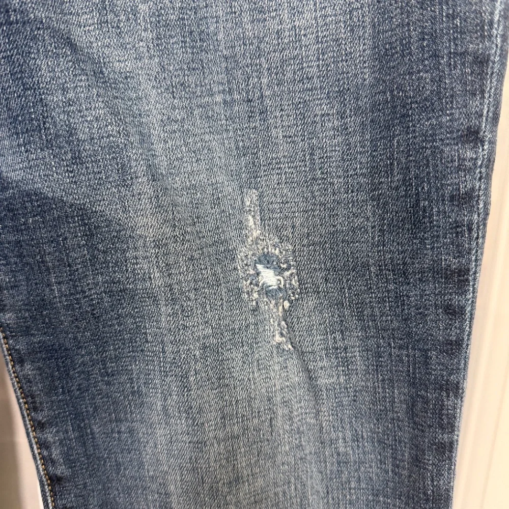 CAbi - slightly distressed jeans - Picture 2 of 5